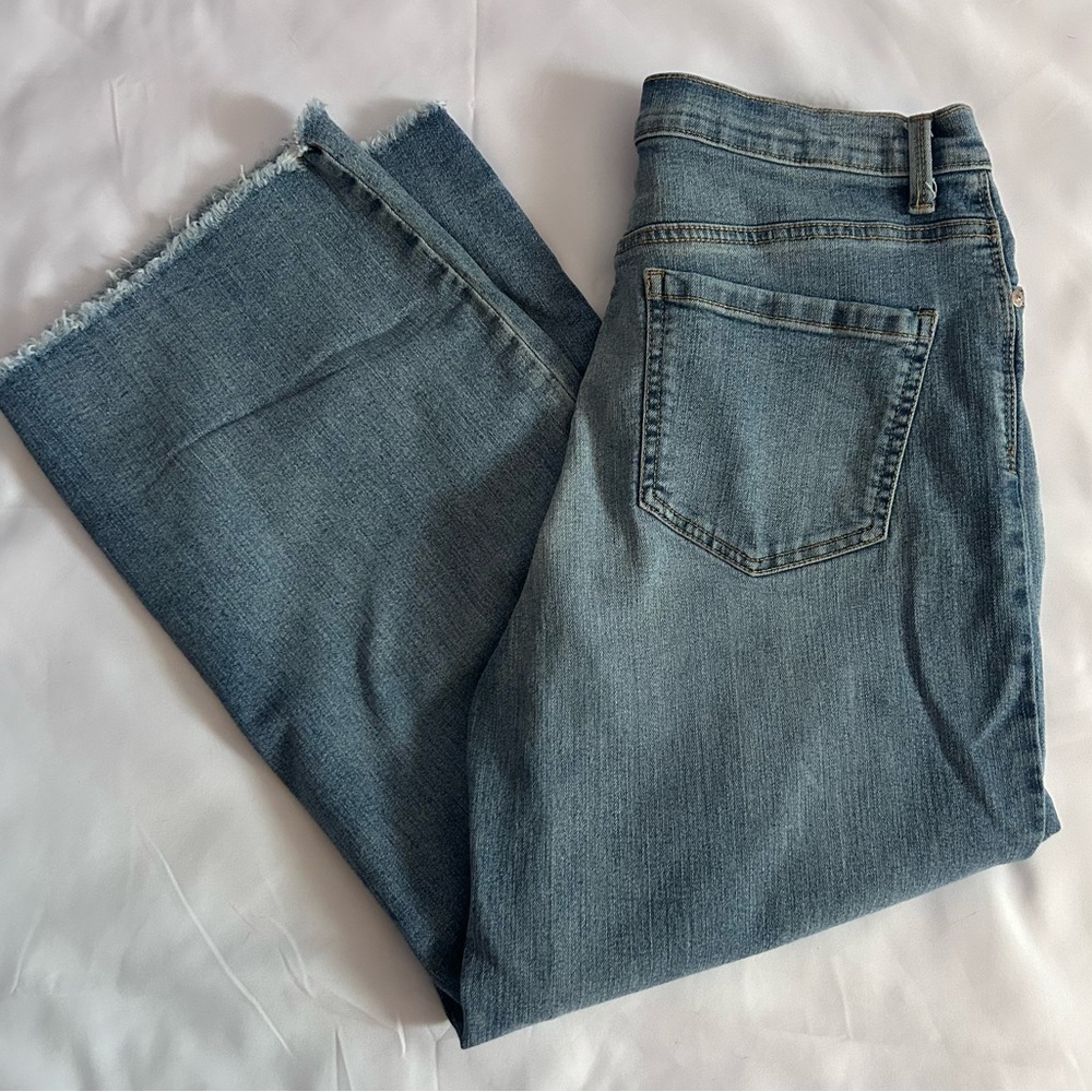 Gloria Vanderbilt Amanda Slimming effect Crop Jeans Size 8